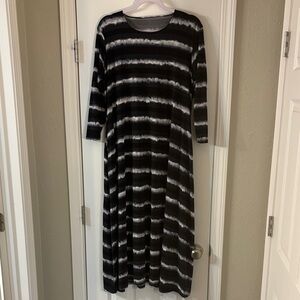 Striped Long Sleeve Maxi Dress